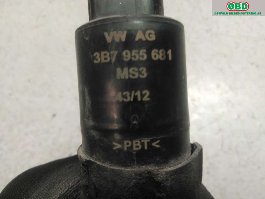 Spylerpumpe til Audi A6 2011-2014 (Type IV, Fase 1) (C7) (C7) (AUDI|3B7 955 681|)