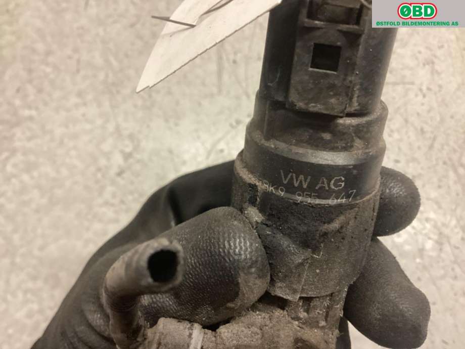 Spylerpumpe foran til Audi A4 2007-2014 (Type IV) (B8) (B8) (AUDI|1K6 955 651|)