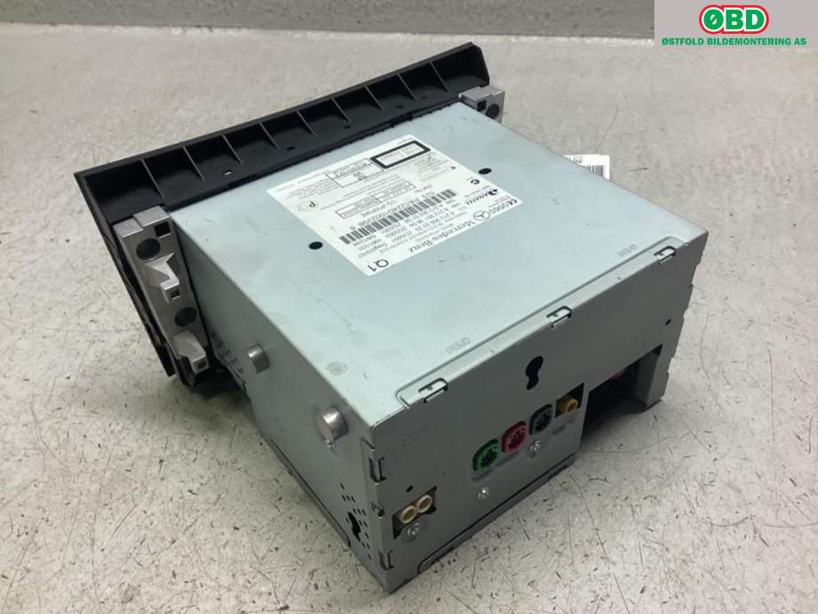 Bilstereo navigasjon til Mercedes E-Klasse 2013-2016 (Fase 2) (W212) (W212) (MERCEDES|A 212 900 85 24|)