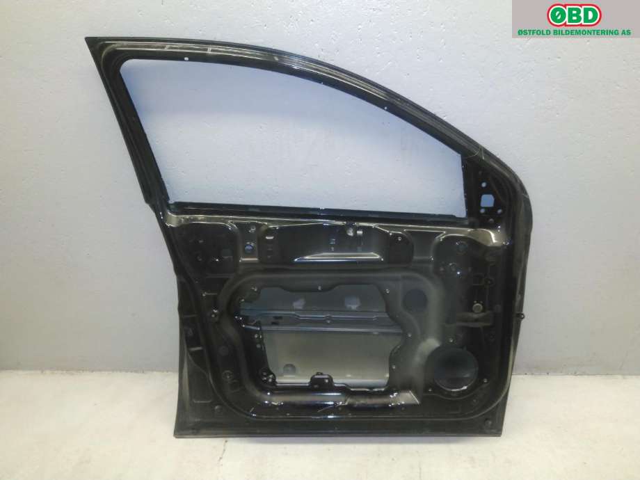 Dør venstre foran til Nissan Qashqai 2010-2014 (Type I, Fase 2)  (NISSAN|H0101JD0M0|)