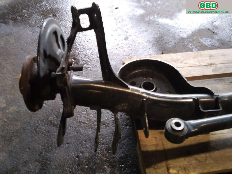 Travers bak til VW Caddy 2020-->> (Type IV) (VOLKSWAGEN|5R3 501 101 M|)