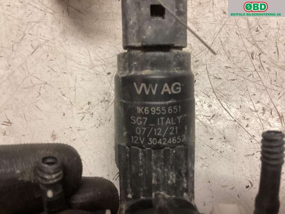 Spylerpumpe foran til VW Caddy 2020-->> (Type IV)  (VOLKSWAGEN|1K6 955 651|)