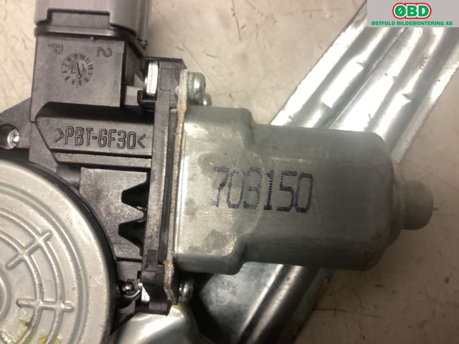 Ruteheis venstre til Subaru Outback 2015-2020 (Type V)  (SUBARU|61042AL010|)