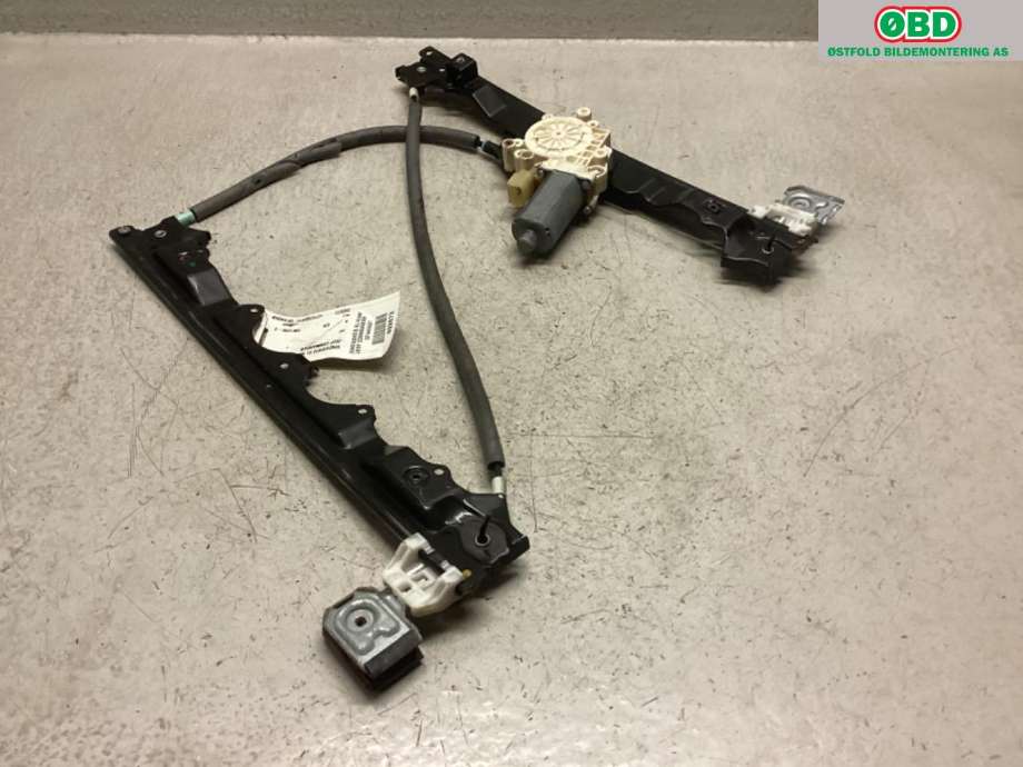 Ruteheis høyre foran til Jeep Commander 2006-2009 (JEEP|55396480AG|55396480AI|)