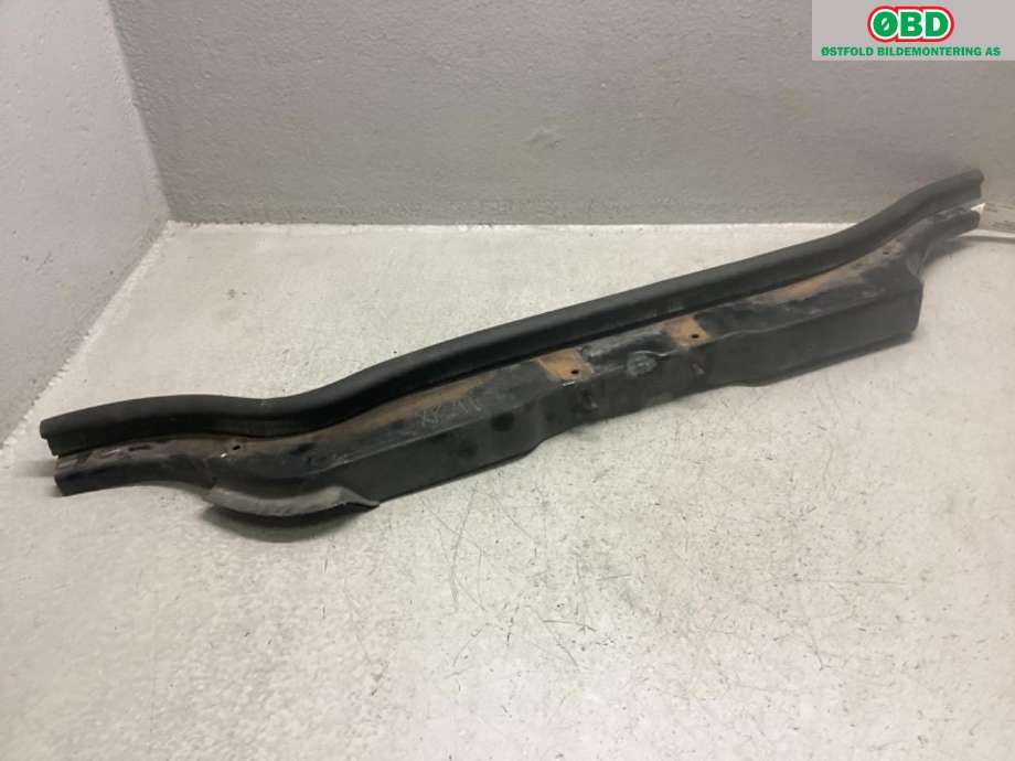 Frontplate øvre til Jeep Commander 2006-2009 (JEEP|)