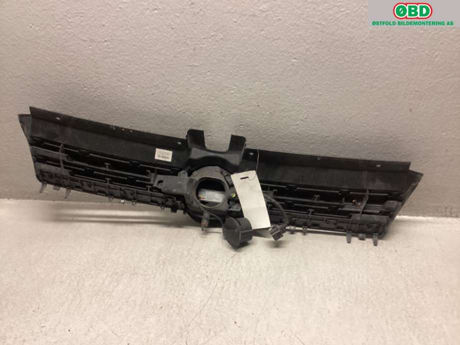 Grill til VW e-Golf 2014-2017 (Fase 1)  (VOLKSWAGEN|5GE 853 651 F|)
