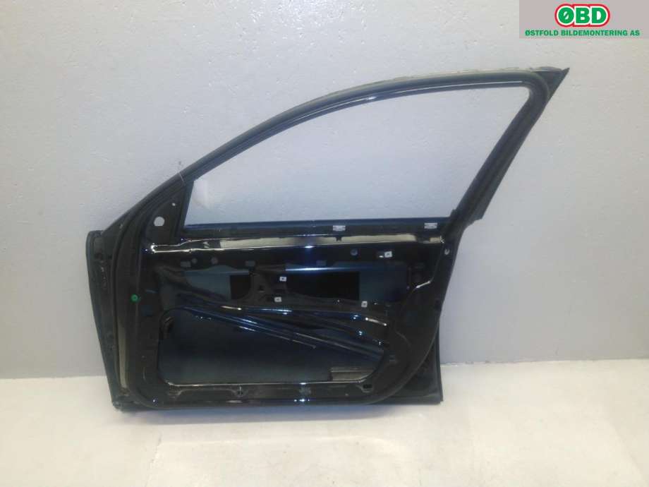 Dør høyre foran til BMW 7-Serie 2000-2008 (E65/E66/E67/E88) (E65/E66/E67/E88) (BMW|41 51 7 202 082|)