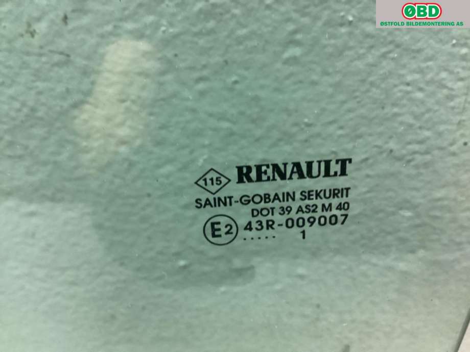 Siderute venstre foran til Renault Megane 2009-2016 Type III  (RENAULT|803010006R|)