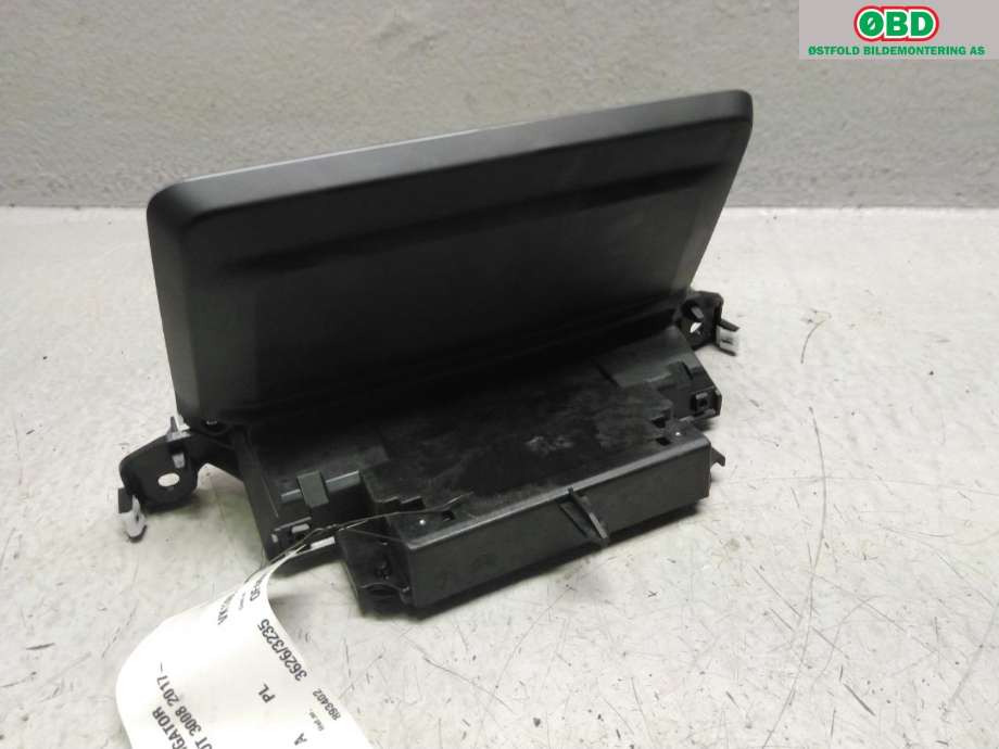 Bilstereo navigasjon til Peugeot 3008 2016-->> (Type II)  (PEUGEOT|98 100 326 80|)