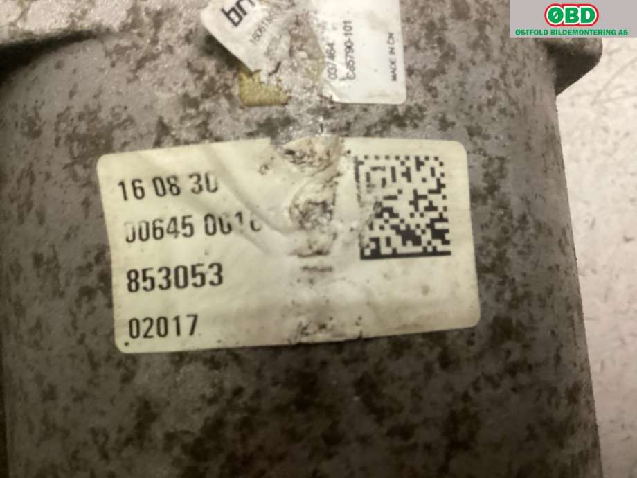 Tannstang elektrisk til Mercedes C-Klasse 2014-2018 (Fase 1) (W205) (W205) (MERCEDES|A 205 460 41 01|A 205 460 53 02|)