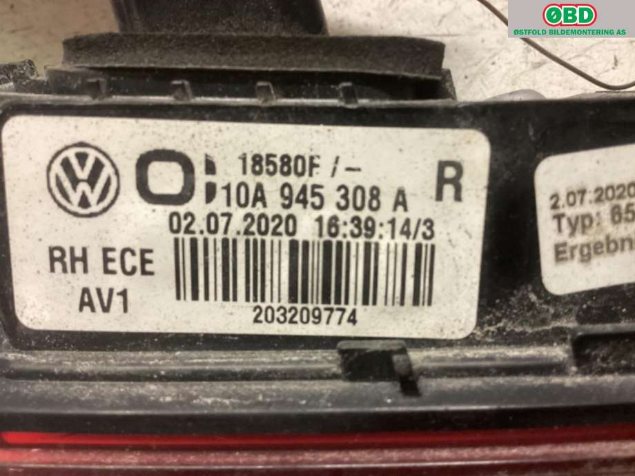 Baklykt høyre indre til VW ID.3 2020-->>  (VOLKSWAGEN|10A 945 308 A|)