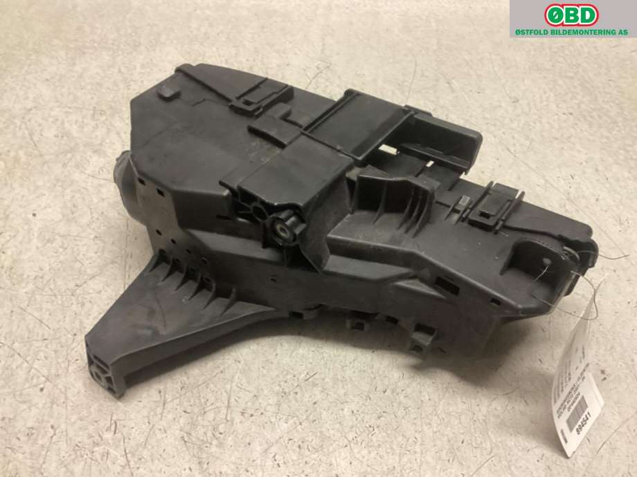 Sikringsboks til Volvo XC70 2001-2004 (Type I, Fase 1)  (VOLVO|30657629|)