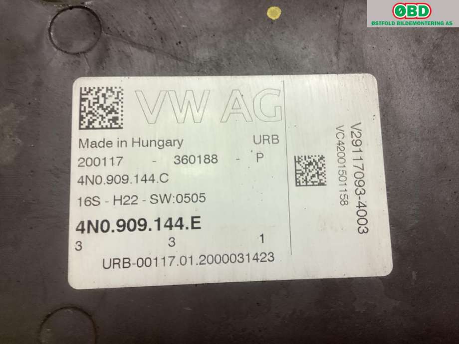 Tannstang elektrisk til Audi e-tron 2018-->> (AUDI|4N1 423 053 L|4N1 423 053 P|)
