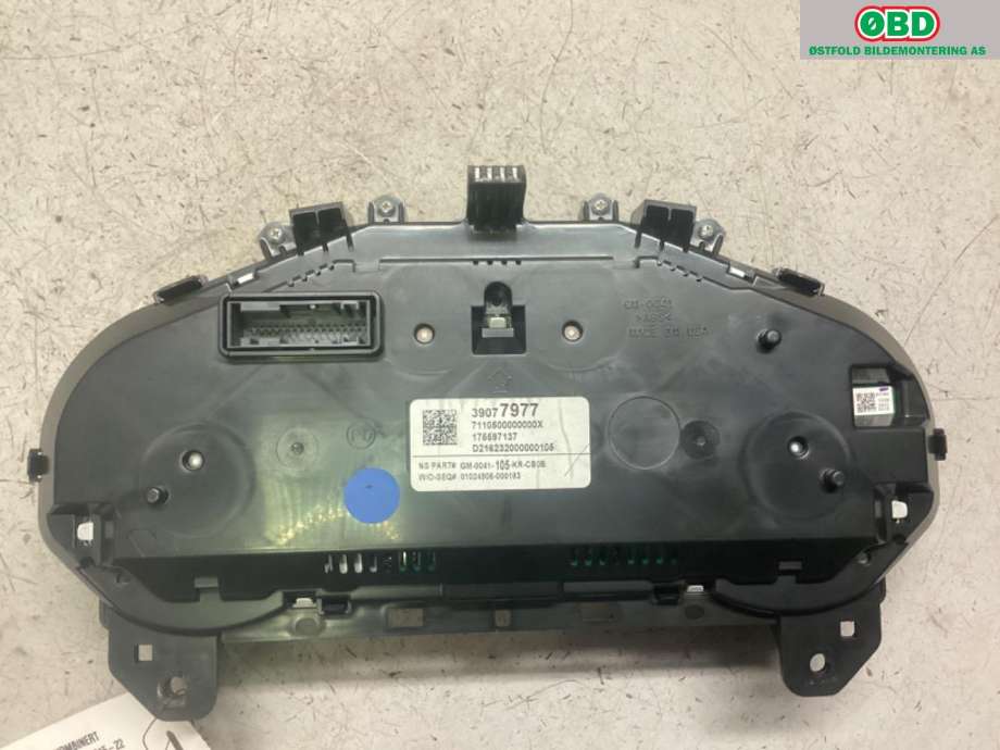 Instrumentpanel til Opel Astra K 2015-->>  (OPEL|39077977|)
