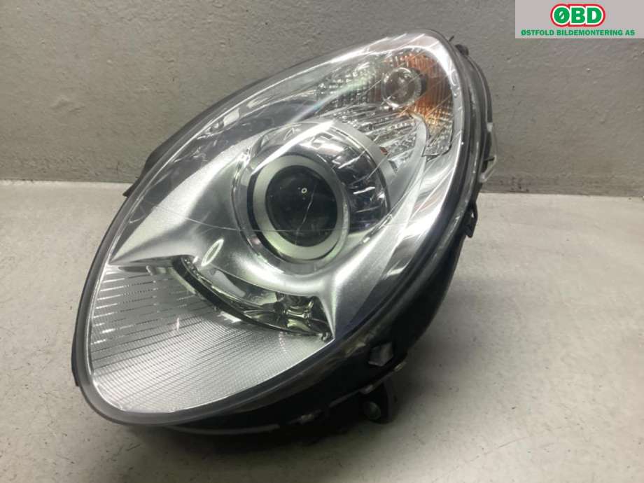 Frontlykt venstre halogen til Mercedes R-Klasse, 2006-2013 (W251) (W251) (MERCEDES|A 251 820 13 61)