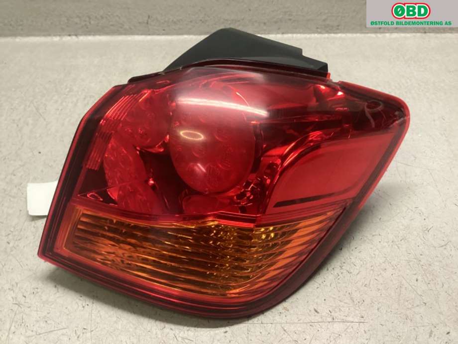 Baklykt høyre indre til Mitsubishi ASX, 2010-2019  (MITSUBISHI|8336A088)