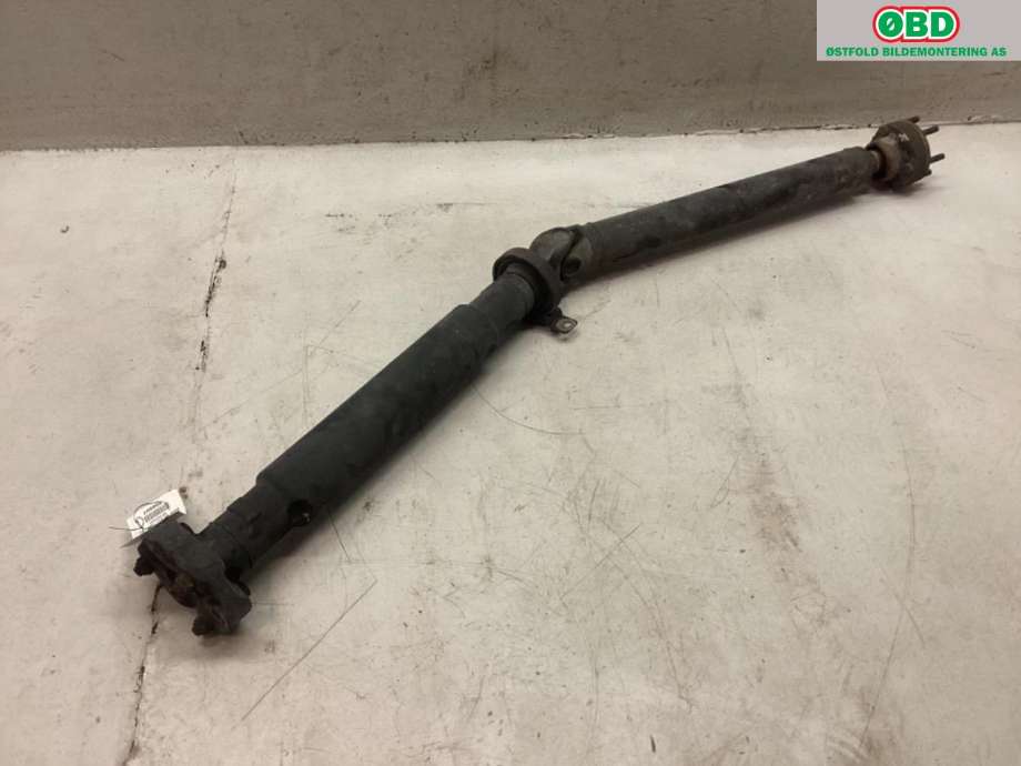 Mellomaksel til BMW X5 2000-2006 (E53) (E53) (BMW|26 10 7 510 001|)