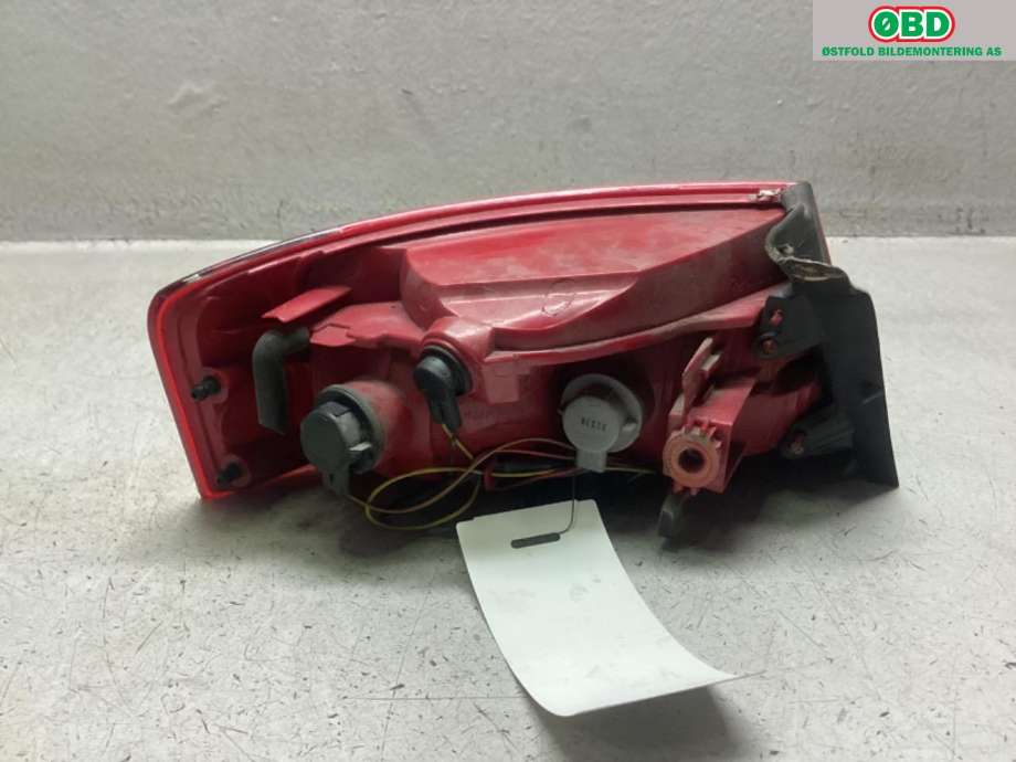 Baklykt høyre til Audi A5 2007-2016 (Type I)  (AUDI|8T0 945 096|)