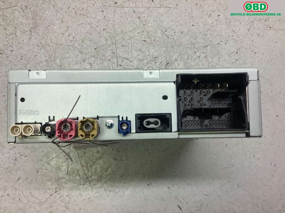 Bilstereo navigasjon til VW Golf Sportsvan 2014-2018  (VOLKSWAGEN|5G0 035 874|)
