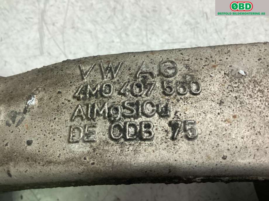 Hjulspindel høyre foran til Audi Q7 2015-->> (Type II) (AUDI|4M0 407 254 J|)