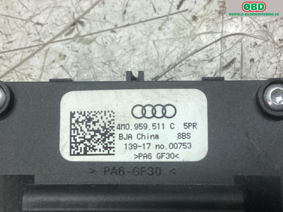 Bryter diverse til Audi Q7 2015-->> (Type II)  (AUDI|4M0 959 511 C|)