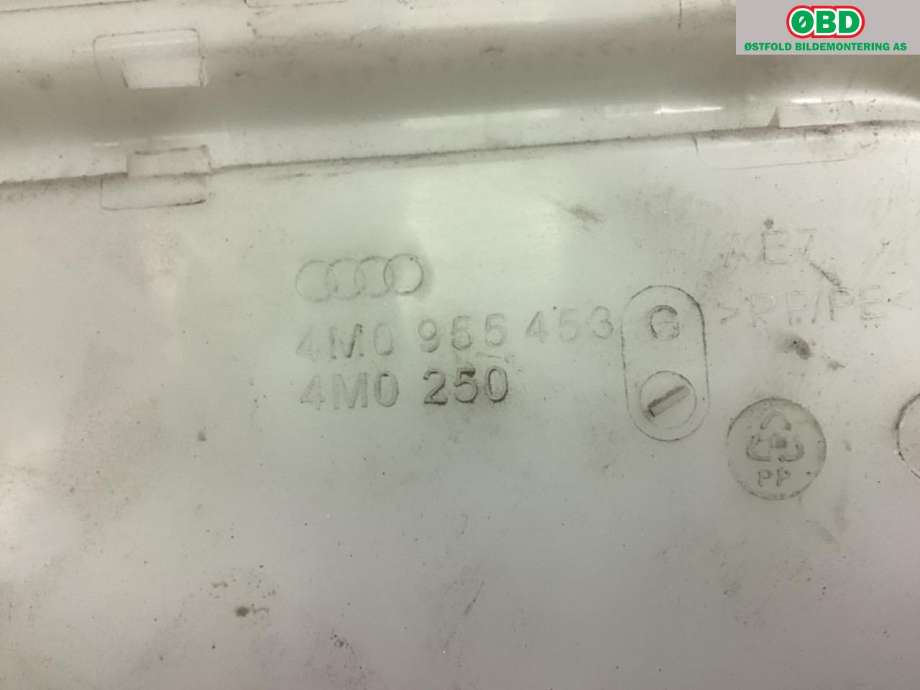 Spylertank til Audi Q7 2015-->> (Type II)  (AUDI|4M0 955 453 G|)