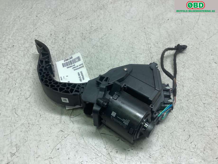 Pedal gass til Audi Q7 2015-->> (Type II)  (AUDI|4M1 723 523|4M1 723 523 D|)