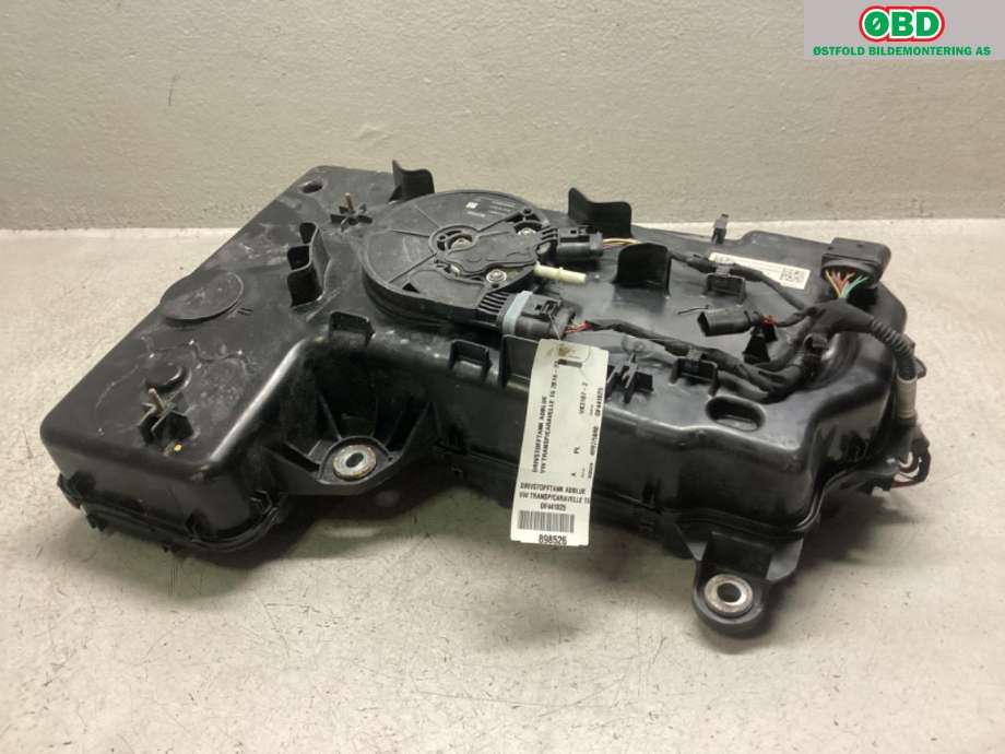AdBlue tank til VW Transporter / Caravelle 2019-->> (T6.1) (T6.1) (VOLKSWAGEN|7E0 131 877 H|)