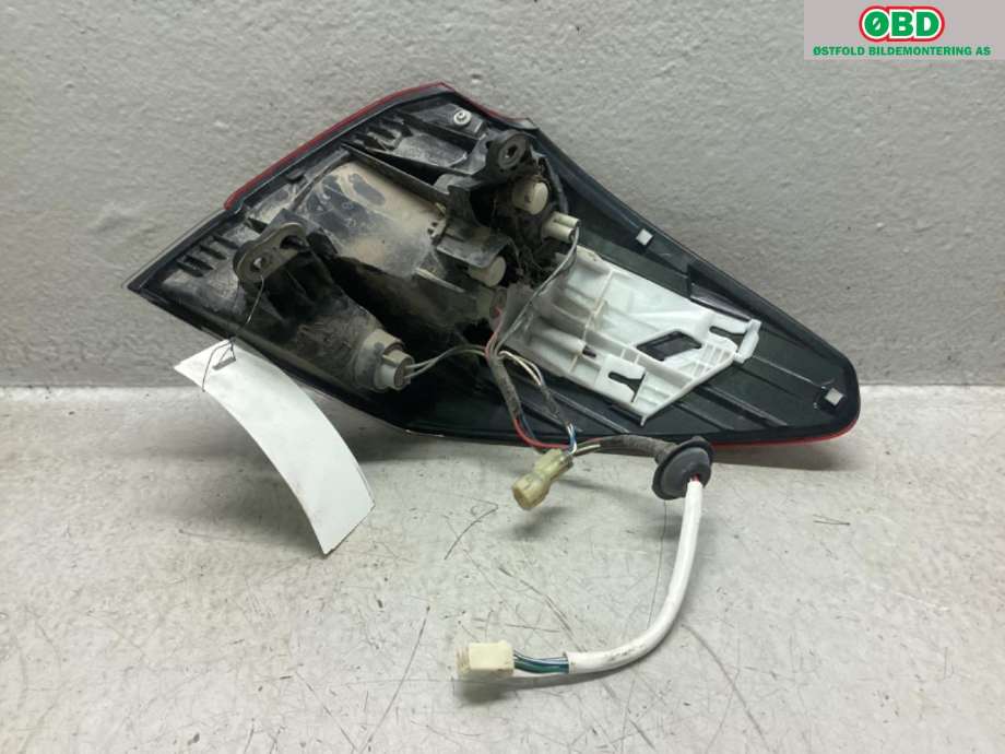 Baklykt venstre til Subaru Outback 2009-2014 (Type IV) (SUBARU|84912AJ100|)