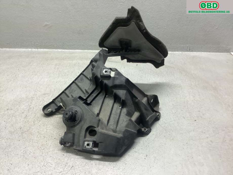 Diverse deler til BMW X5, 2013-2018 (F15) (F15) (BMW|51 64 7 294 543)