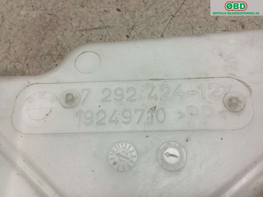 Spylertank til BMW X5 2013-2018 (F15) (F15) (BMW|61 66 7 304 068|)
