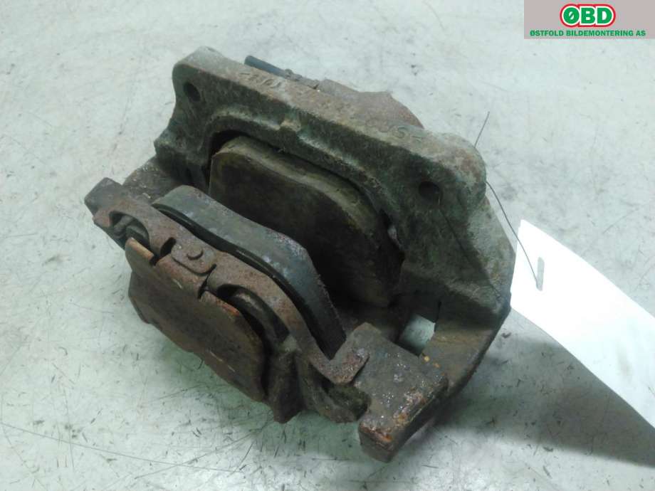 Bremsecaliper høyre foran til BMW X5, 2013-2018 (F15) (F15) (BMW|34 11 6 776 784)