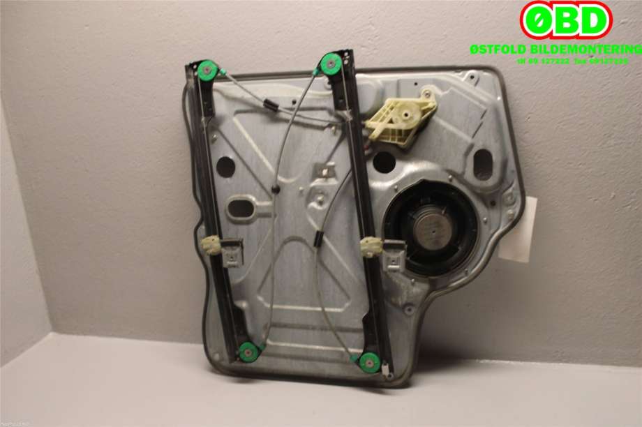 Ruteheis høyre foran til VW Transporter / Caravelle 2009-2015 (Fase 2) (T5) (T5) (VOLKSWAGEN|7E0 837 754 C|7E0 837 754 E|)