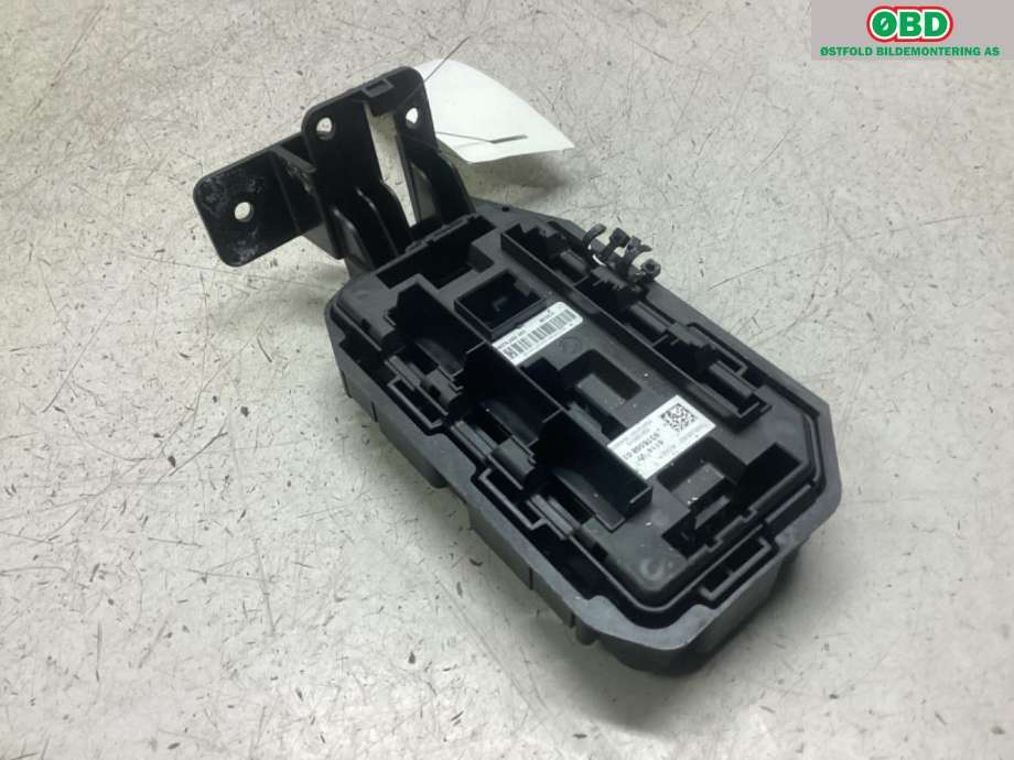 Sikringsboks til BMW X5 2013-2018 (F15) (F15) (BMW|61 14 9 224 866|)