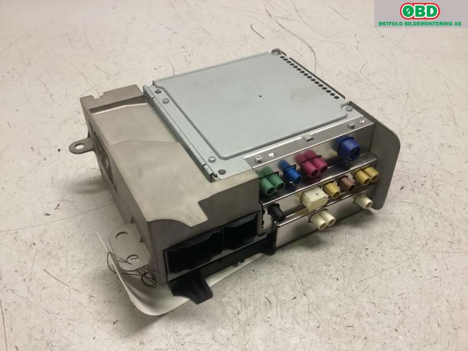 Bilstereo navigasjon til Mercedes EQC 2019-->> (MERCEDES|A 253 900 10 08|)