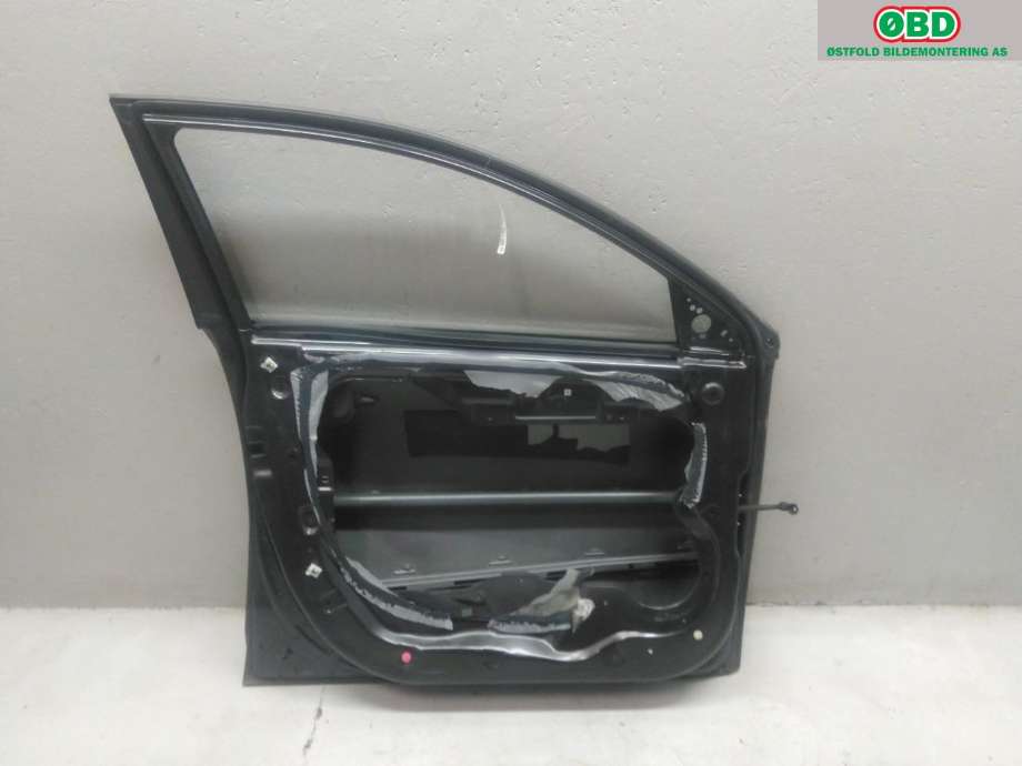 Dør venstre foran til Kia Sportage 2010-2016 (Type III)  (KIA|760033W001|)