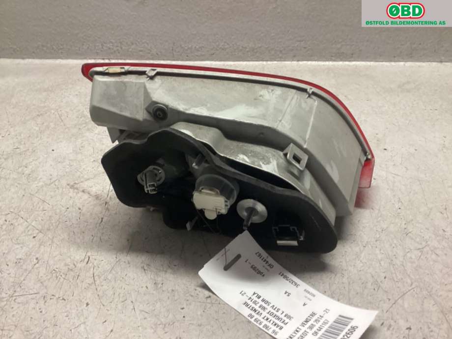 Baklykt venstre til Peugeot 308 2013-2021 (Type II)  (PEUGEOT|96 780 939 80|)