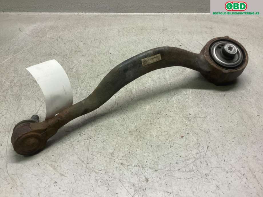 Bærebru høyre foran nedre til Land Rover Range Rover Sport 2013-->>  (LAND-ROVER|LR072471|)