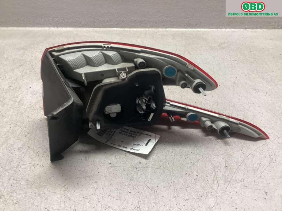Baklykt høyre indre til Peugeot 308 2013-2021 (Type II)  (PEUGEOT|96 780 948 80|)