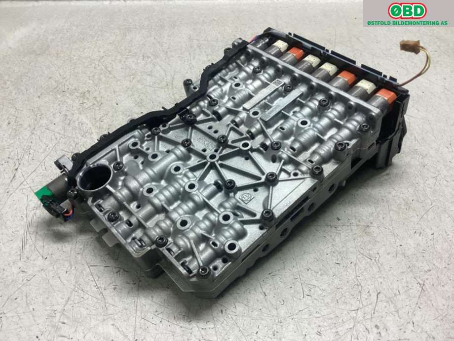 Girkasse automat til BMW X5 2013-2018 (F15) (F15) (BMW|24 34 5 A13 121|)