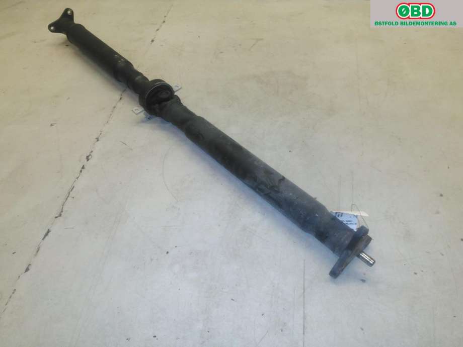 Mellomaksel til BMW 7-Serie 2009-2015 (F01/F02/F03/F04) (F01/F02/F03/F04) (BMW|26 10 7 614 672|)