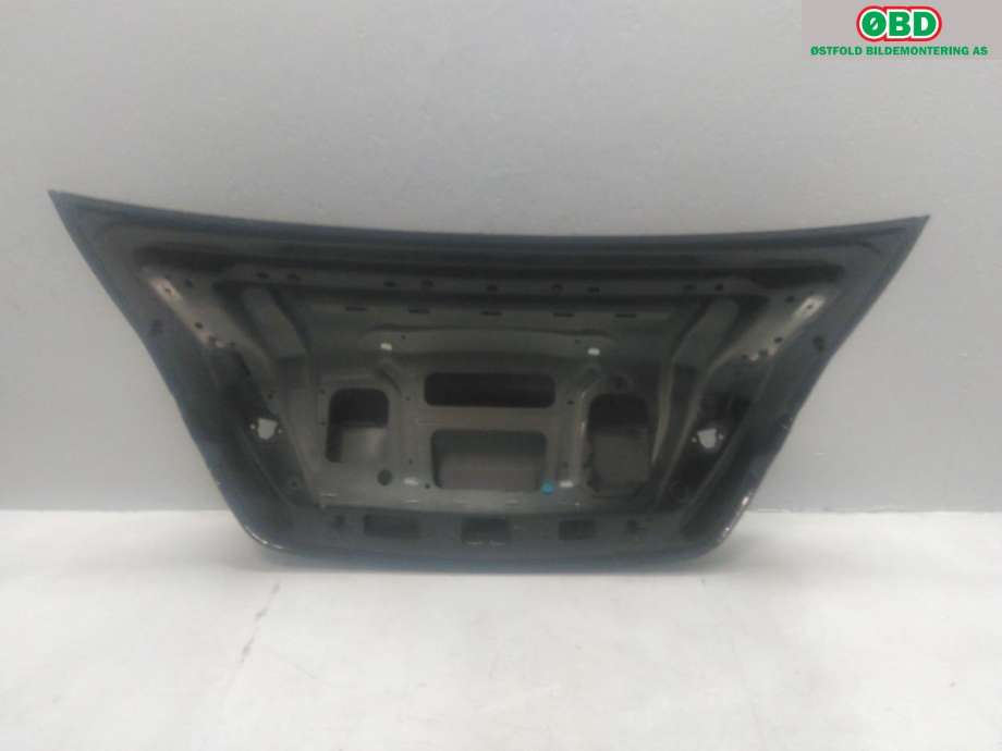 Bakluke sedan til Mercedes C-Klasse 2021-->> (W206) (W206) (MERCEDES|A 206 750 04 00|)