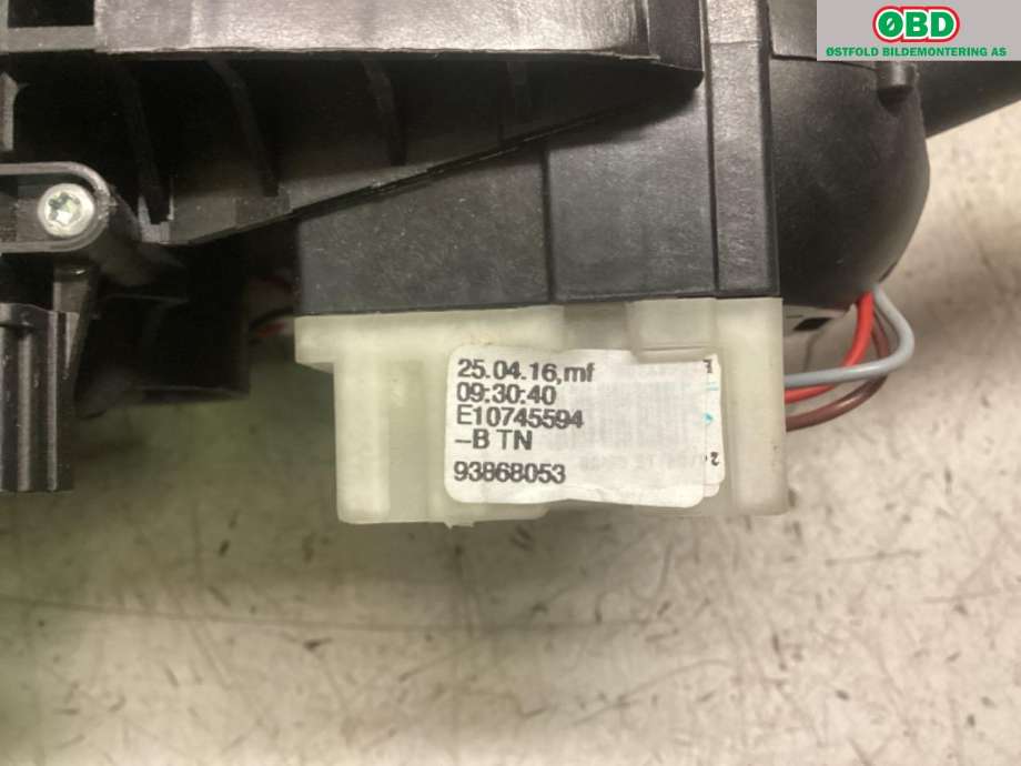 Bryter combi til Opel Vivaro B 2014-2019  (OPEL VIVARO|95517226|95517229|)