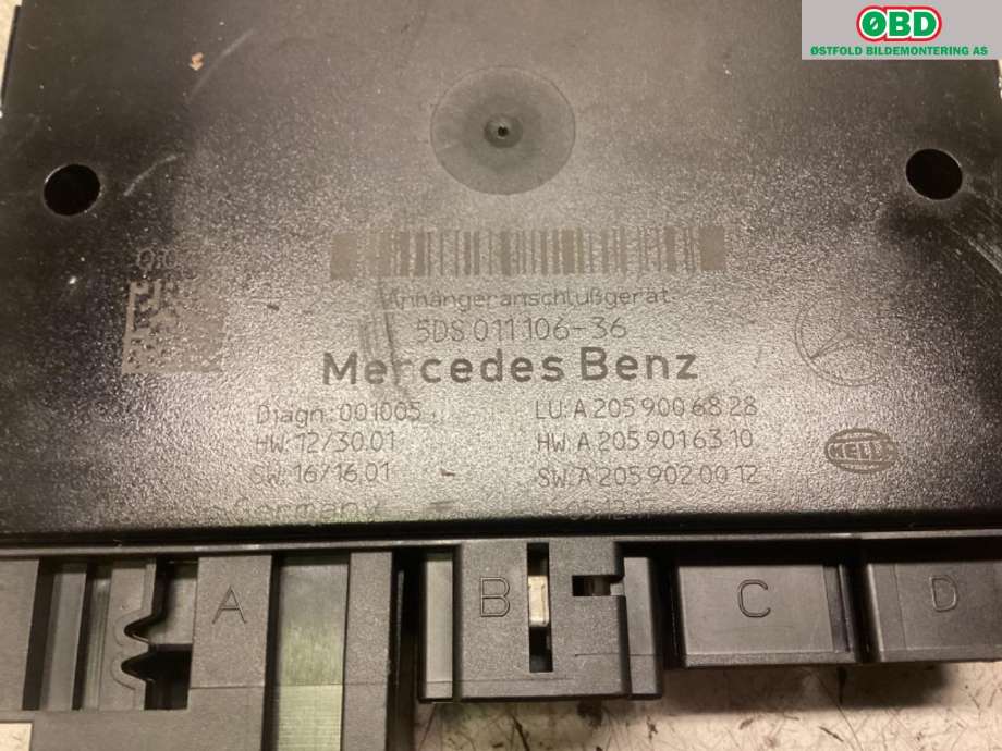 Styreenhet hengerfeste til Mercedes C-Klasse 2018-2021 (Fase 2) (W205) (W205) (MERCEDES|A 205 900 68 28|)