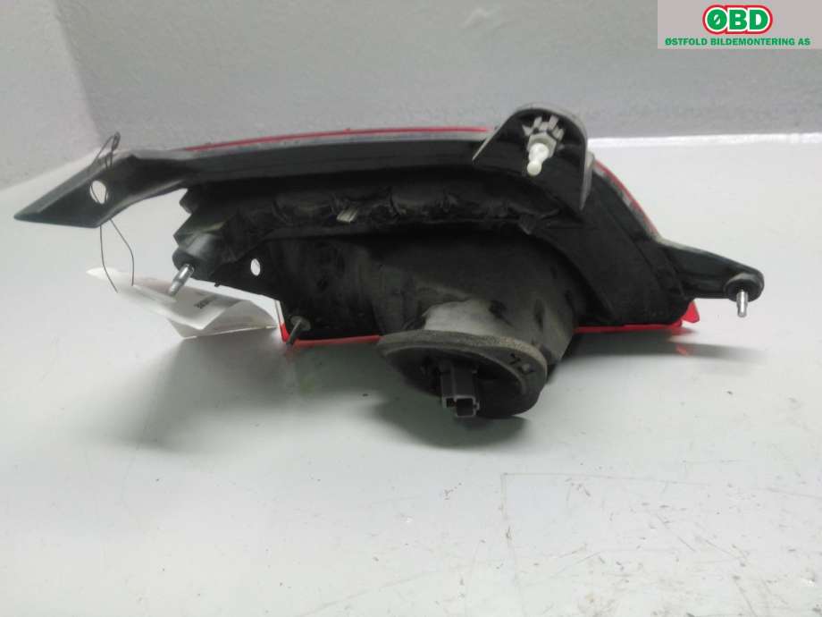 Baklykt venstre indre til Subaru Outback 2015-2020 (Type V)  (SUBARU|84912AL080|)