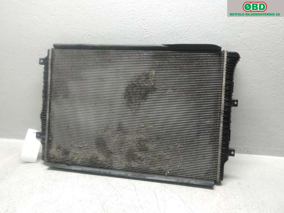 Radiator (manuell gir) til VW Caddy 2015-2020 (Type III, Fase 3) (VOLKSWAGEN|5K0 121 251 Q|)