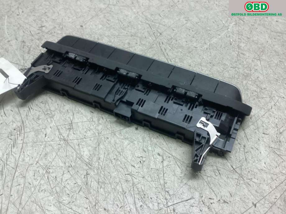 Bryter diverse til Audi A4 2015-2019 (Type V, Fase 1) (B9) (B9) (AUDI|8W0 925 301 AC|)