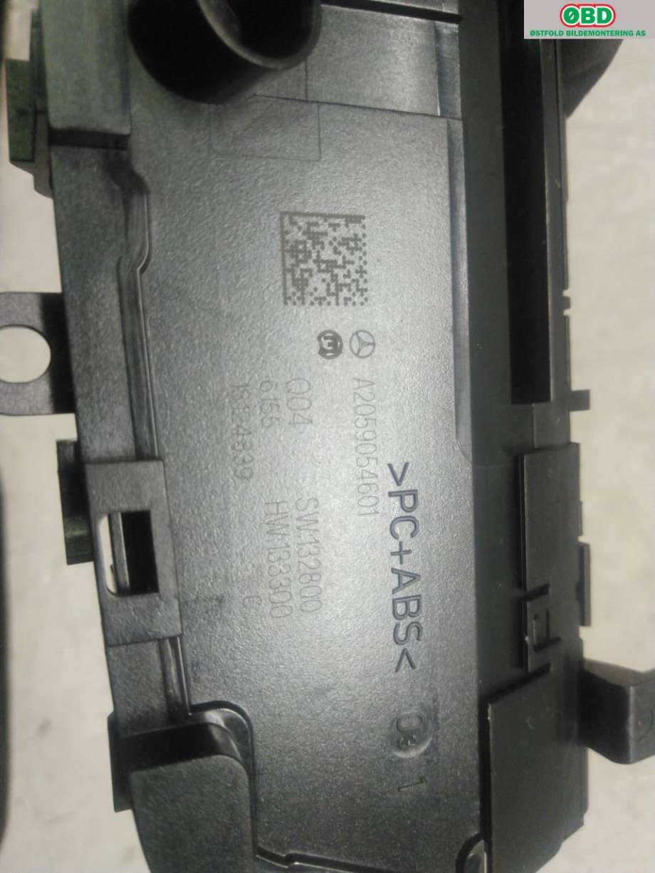 Bryter diverse til Mercedes GLC 2015-2022 (X253) (X253) (MERCEDES|A 205 905 46 01|)