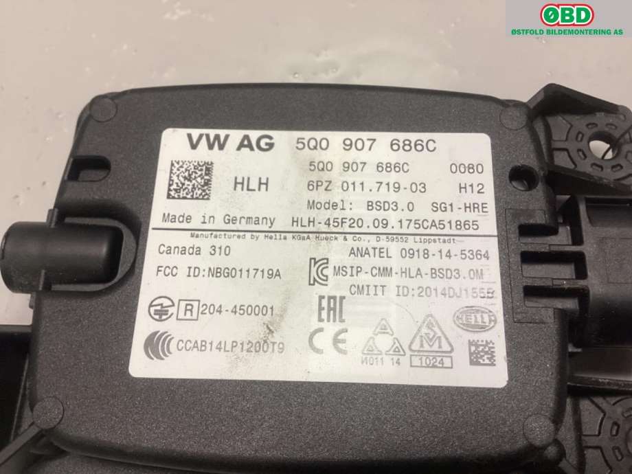 Sensor radar til Škoda Octavia 2017-2020 (Type III, Fase 2)  (SKODA|5Q0 907 686 C|)