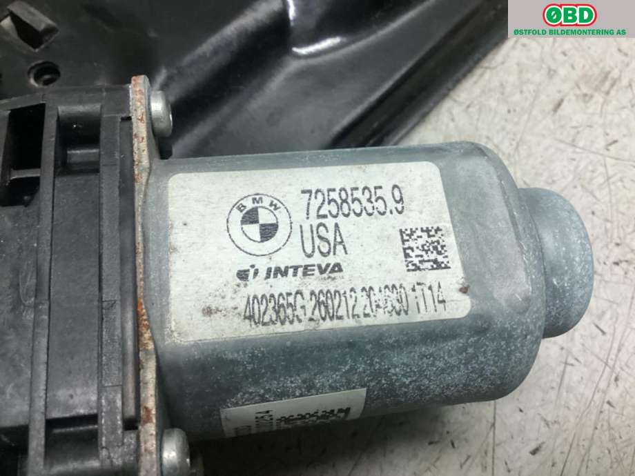 Ruteheis venstre til BMW X3 2010-2017 (F25) (F25) (BMW|51 35 7 382 138|)